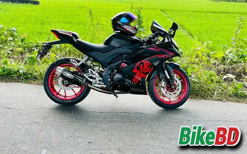 Yamaha R15 V3